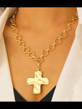 Gold Hammered Cross Toggle Link Necklace - Women